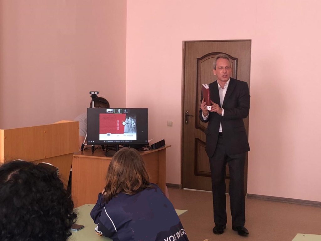 WhatsApp Image 2025-10-07 at 10.39.48.jpeg